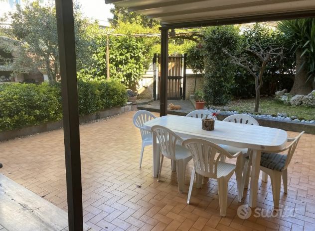 VITINIA TRILOCALE ARREDATO CON GIARDINO PRIVATO - Foto 6