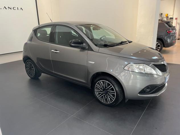 Lancia Ypsilon 1.2 69cv Gold - Foto 4
