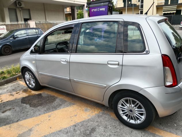 Lancia Musa Multijet Platinum Atomatic - Foto 4