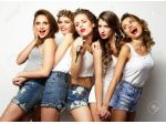 Attrice modella fotomodella Adult - VISO TATUAGGI COPERTI - MASSIMA PRIVACY