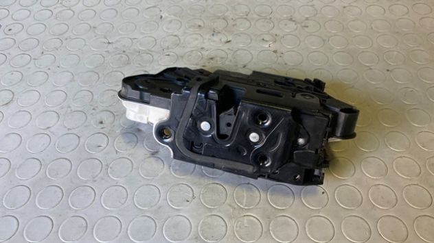 Chiusura centralizzata anteriore SX Skoda Fabia 5JF del 2012 (5N1837015C) - Foto 2