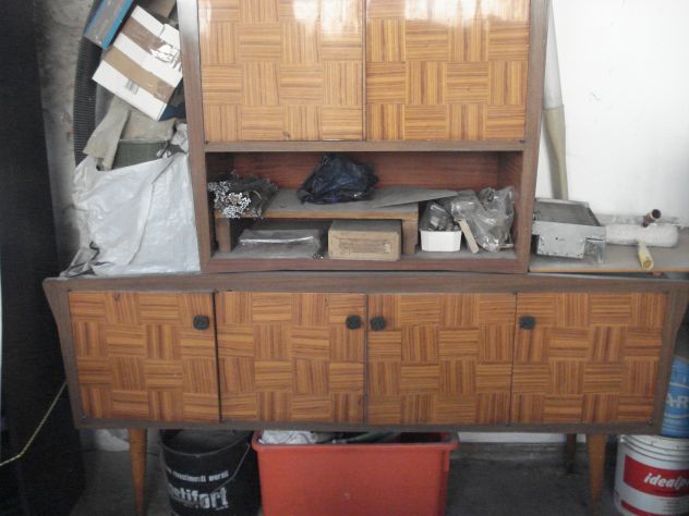 VENDO MOBILE VINTAGE ANNI 60 TENUTO BENE.