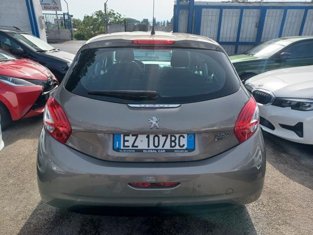 Peugeot 208 1.6 e-HDI 5 porte Allure ANNO 2015 - Foto 6