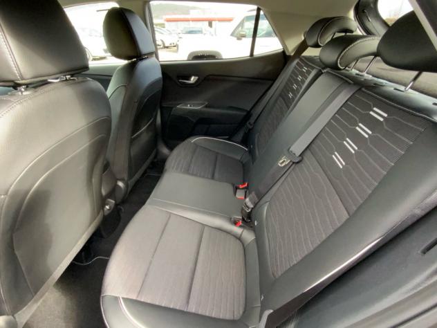 Kia Stonic 1.0 T-GDi 120 CV MHEV DCT GT Line - Foto 10