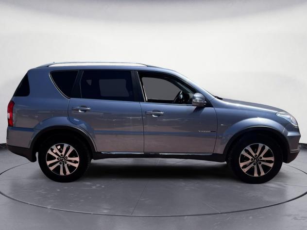 SsangYong Rexton W 2.0 Xdi 4WD 155CV EURO 5B - 7 POSTI - Foto 4