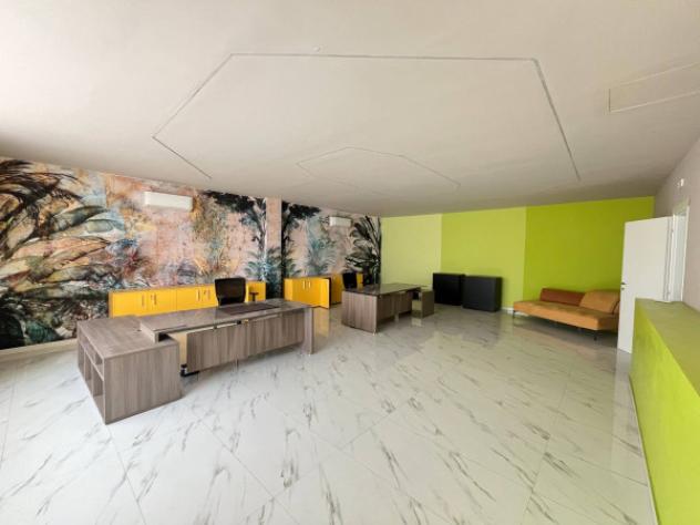 Immobile di 800 m² con 5 locali in affitto a Calcinato - Foto 3