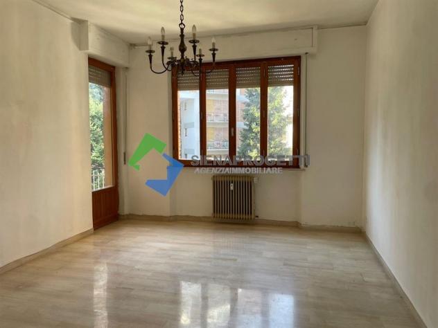 Via Perfetti a Siena. Grande Quadrilocale da 130 mq , 3 camere, 2 bagni, con Box e Posto Auto! - Foto 6