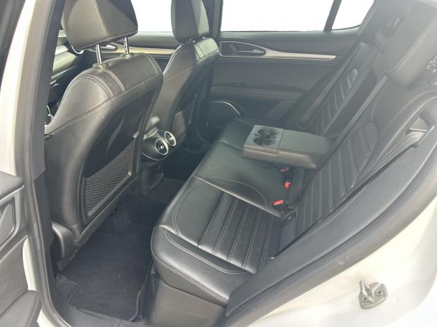 Alfa Romeo Stelvio 2.0 Turbo 280 CV AT8 Q4 Estrema - Foto 8