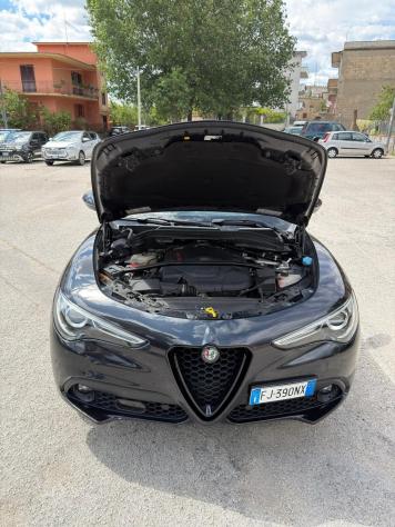 Alfa Romeo Stelvio 2.2 Turbodiesel 210 CV AT8 Q4 Executive - Foto 9