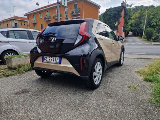 Toyota Aygo X 1.0 72CV "39.700 km" AUTOMATICA, Carplay, Telecamera, ADAS - Foto 4