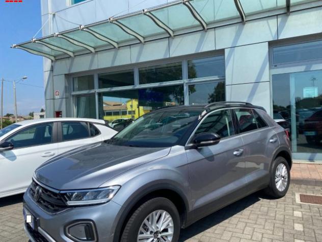 VOLKSWAGEN T-Roc 1.5 TSI ACT DSG Life con danni carrozzeria rif. 24008587 - Foto 10
