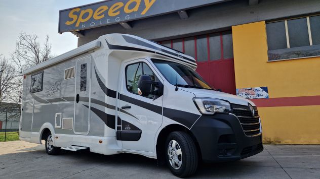 Camper Semintegrale Mclouis Yearling 83 2024 5 posti