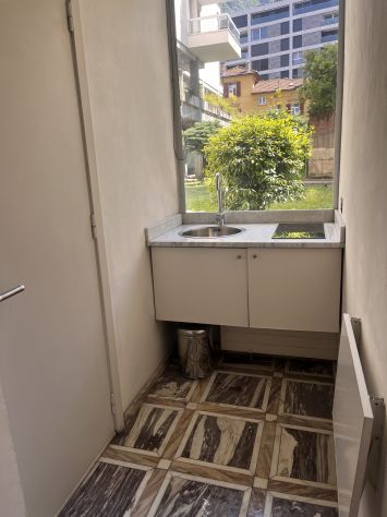 GALLERIA D’ARTE / SPAZIO COMMERCIALE DI PRESTIGIO IN VENDITA – LUGANO PARADISO - Foto 3