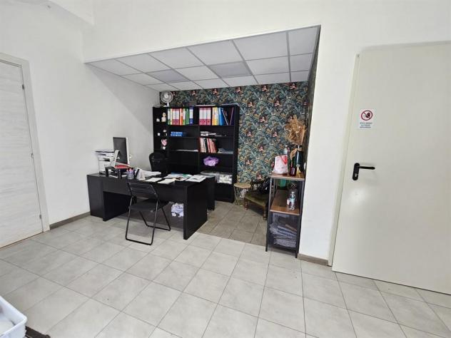 STATUARIO - QUARTO MIGLIO LOCALE COMMERCIALE - Foto 10
