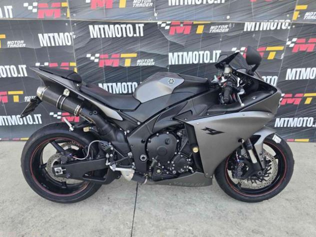 YAMAHA YZF R1 Scarico SC Video 360 rif. 24036554