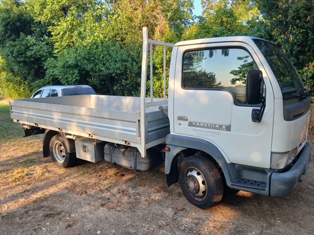 Vendesi Nissan Cabstar.E 120 cassone fisso , km 27.500 reali - Foto 2