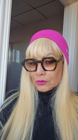 STAZIONE CENTRALE - 55 ANNI COMPIUTI - DOLLY--— SPAGNOLA --FOTO REALI-FACCIO TUTTO-FIGA-CULO-MASSAGGI-SBORRATA IM BOCCA Tel:3204474254