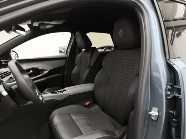 PEUGEOT 3008 1.2 Hybrid 145cv e-DCS6 GT rif. 24140448 - Foto 9