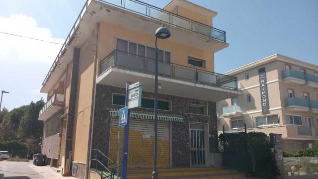 Palazzo / Edificio in vendita a Bellaria-Igea Marina