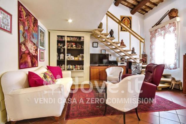 Appartamento di 196 m² con 5 locali e box auto in vendita a Ferrara - Foto 2