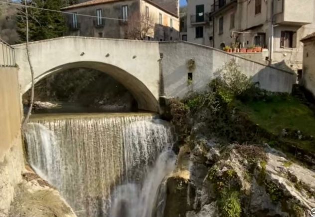 Piaggine palazzina di 4 mini appartamenti