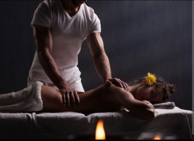 Cercasi Massaggiatrice Tantra x progetto lavorativo