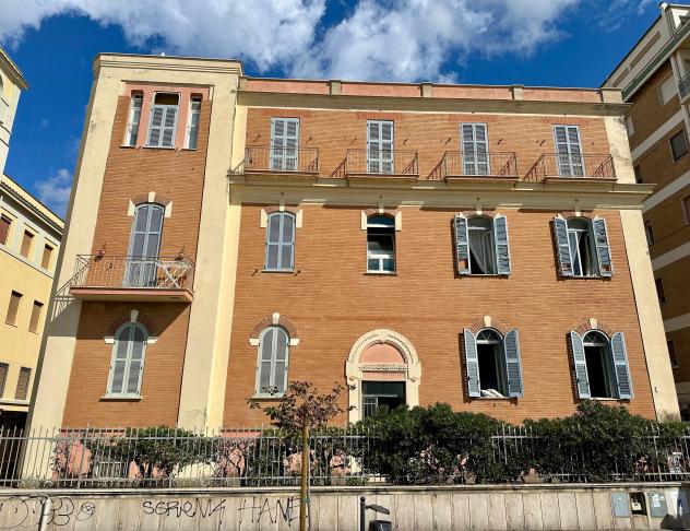 Appartamento in Viale Giacomo Matteotti
