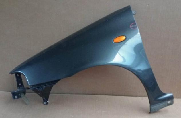 PARAFANGO ANT SX GRIGIO MEDIO MET. (Picc. Bullino)
 999-U1291626 Carrozzeria  Lamierati esterni  Fiancate  Parafango ant. FIAT - PUNTO I - 55 / 60 / 8