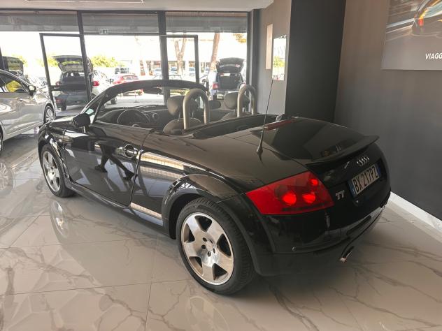 Audi TT Roadster 1.8 T 20V 179 CV cat - Foto 6
