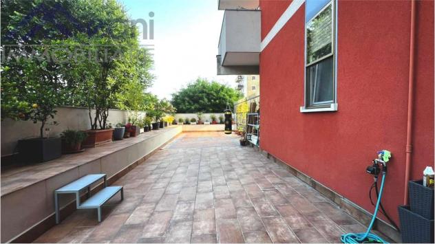 176_MIL - GRANDE 2 LOCALI CON CUCINA ABITABILE E TERRAZZO