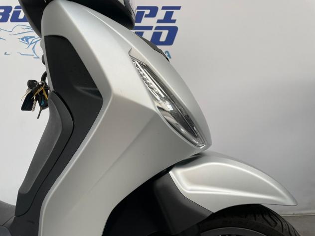 Piaggio Beverly 300 + BAULETTO - Foto 4