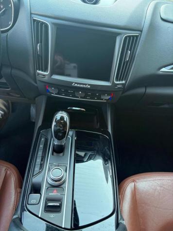MASERATI Levante V6 Diesel 275 CV AWD rif. 23733100 - Foto 9