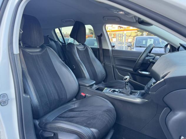 Peugeot 308 1.6 BlueHDI 120cv Allure - Foto 10