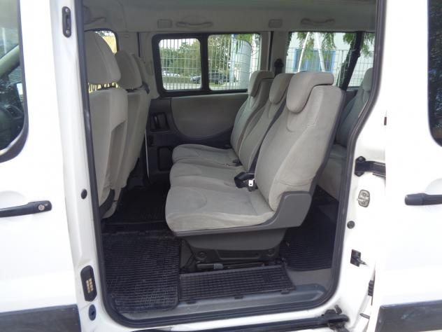 Fiat Scudo 2.0 MJT 6m 9 posti da vetrina - Foto 10