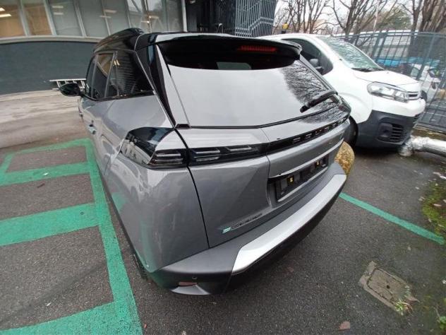 Peugeot e-2008 e 2008 156cv / 115kW GT - Foto 7