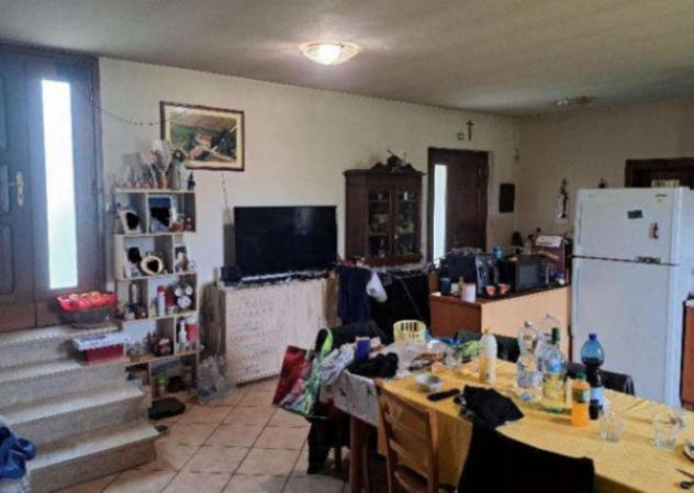 Immobile in asta di 156 m² con più di 5 locali e box auto in vendita a Cannara - Foto 5