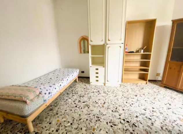 Due stanze singole in ampio appartamento Cremona