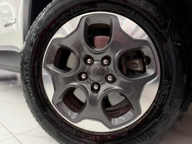 Jeep Renegade 1.6 E-TorQ EVO Longitude - Foto 6