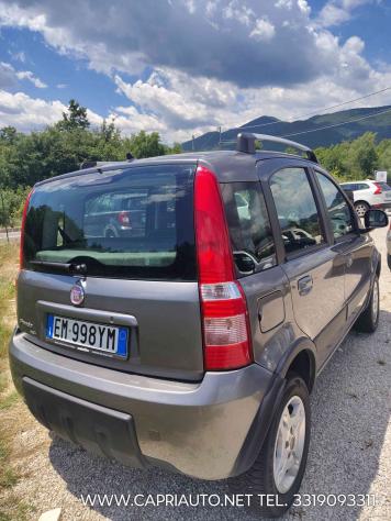 Fiat Panda 1.3 MJT 16V DPF 4x4 Climbing - Foto 2