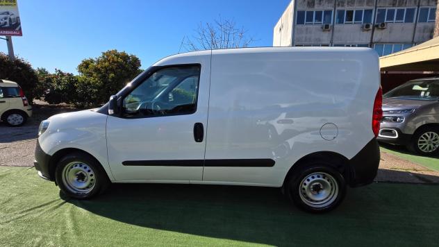 Fiat Doblo Dobl1.6 MJT 105CV S&S PC-TN Cargo Business - Foto 5