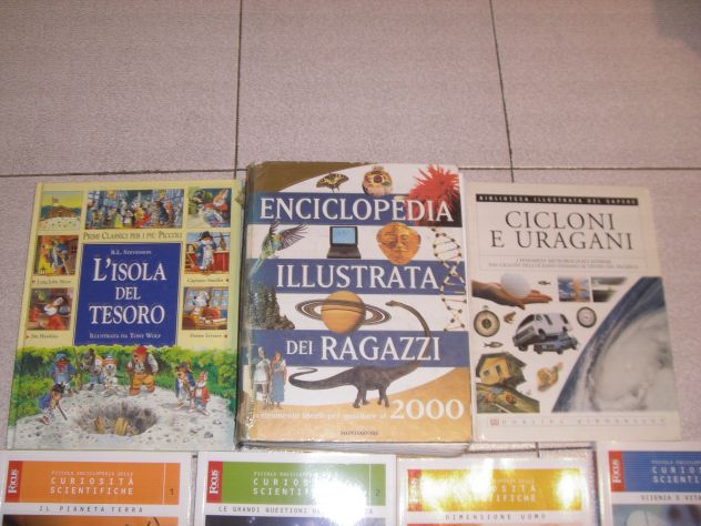 Ragazzi libri mercatino lotto/stock di dieci. - Foto 2