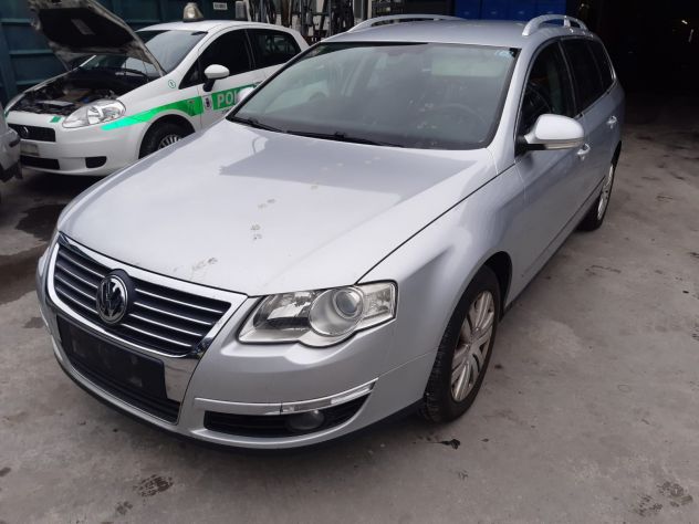 Ricambi vari VW Passat B6 2.0 TDI del 2007 - Foto 2
