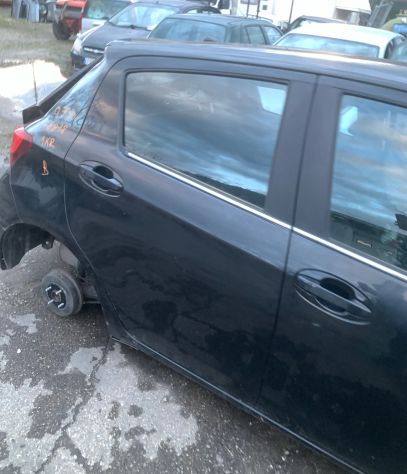 Ricambi usati Toyota Yaris 2015 1kr benzina - Foto 4