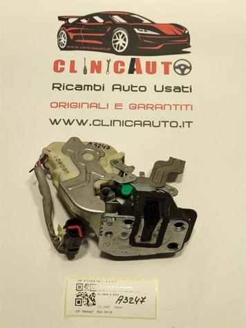 SERRATURA ANTERIORE DESTRA KIA Sorento 1° Serie 813203E100 D4CB (0206)