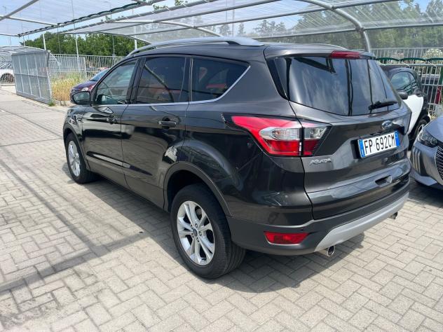 Ford Kuga 1.5 TDCi 120CV S&S 2WD Business - Foto 8