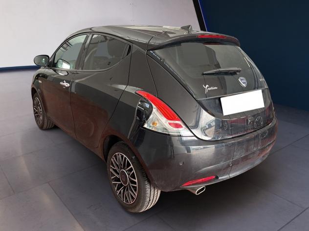Lancia Ypsilon III 2021 1.0 firefly hybrid Alberta Ferretti s&s 70cv - Foto 4