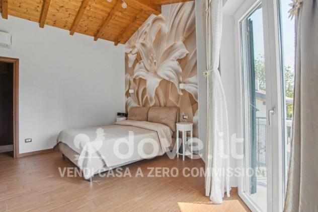Villa di 170 m² con 4 locali e box auto in vendita a Leggiuno - Foto 14