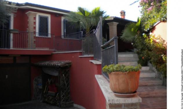 Immobile in asta di 173 m² con più di 5 locali e box auto in vendita a Pomezia - Foto 4