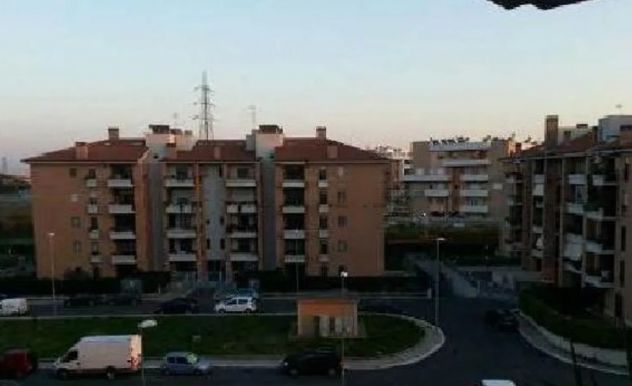 SELVA NERA TRILOCALE CON POSTO AUTO - Foto 3