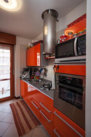 Appartamento di 80 m² con 3 locali e box auto in affitto a Torino - Foto 6